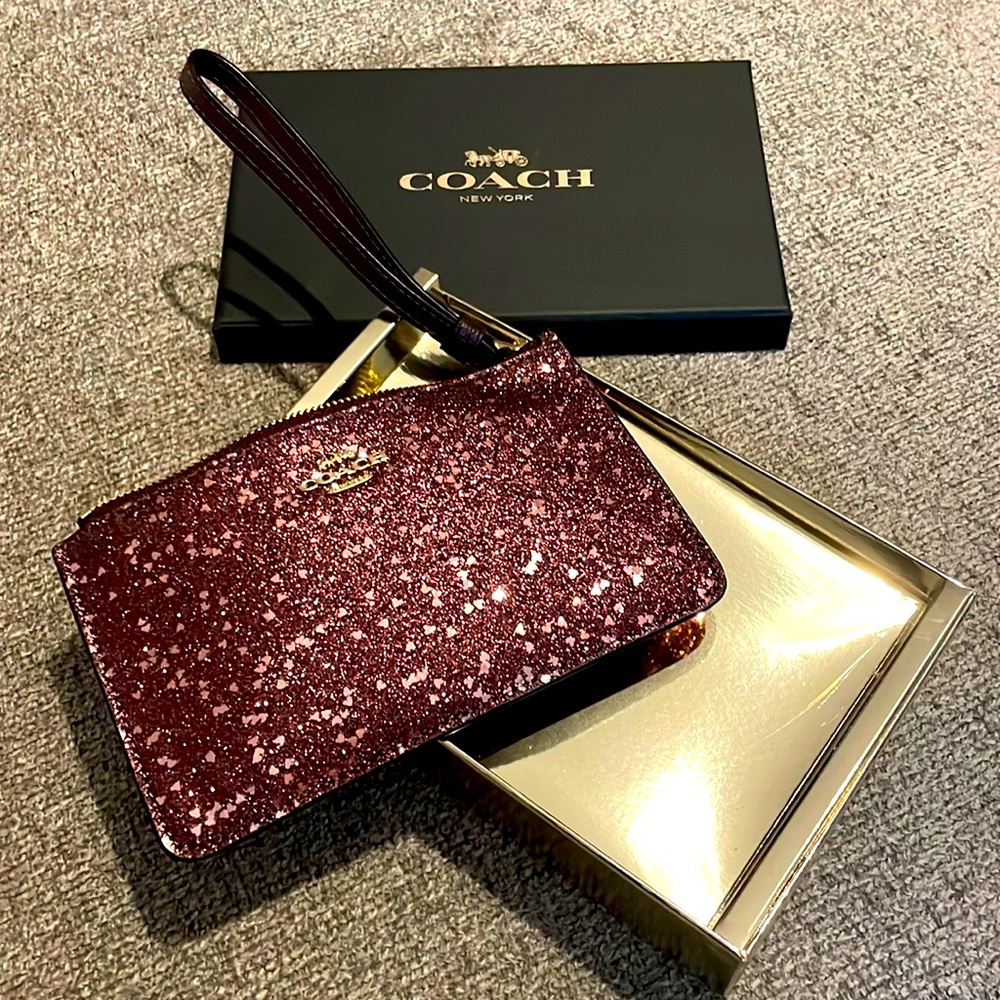 Coach heart glitter wristlet BNWT and box, great for holiday!